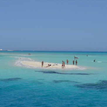 male pláže a ostrovy u Hurghady